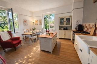 CASA VACANZA Dimora del tempo- 5 camere - parcheggio- terrazzo - 9