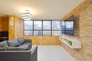 5 Bedroom - 1 Block from Lleras - P2 - 9