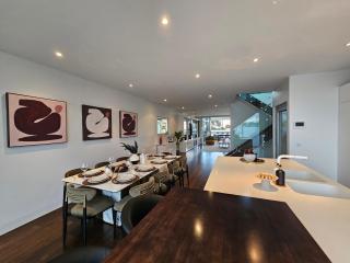 Complete Host Middle Park House - 7