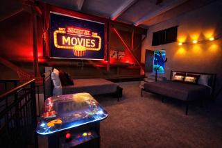 Mario Room Waterfront Downtown View Cedar Point! - 7