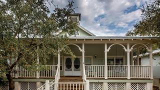 75 Grand Pavilion by AvantStay - 0