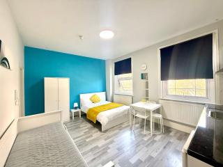 The Little Guest House - 1