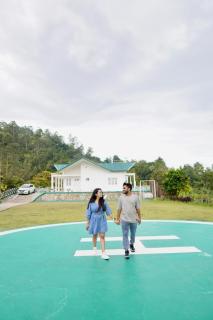 Mount Edge Riverside Hotel - 9