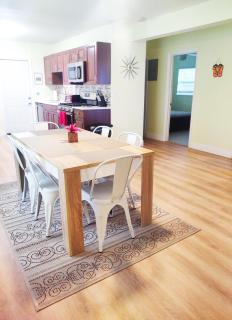 Family, Couples Retreat near Airport, Cruise Port & Beaches - 6