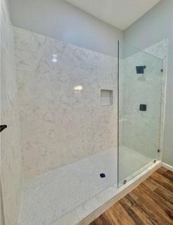 Spacious Home downtown Hillsboro - 8