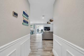 Family PCB Home 7Min Walk To Beach W Game Room For 12 - 3
