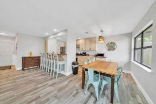 Family PCB Home 7Min Walk To Beach W Game Room For 12 - 1