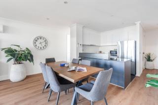 Sentinel Vista - Urban Stay with Pool & Tennis Court - 8