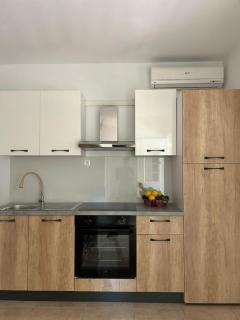 Apartments with parking space Ivan Dolac, Hvar - 17778 - 1