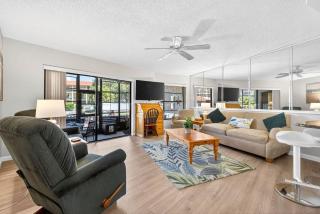 2BRCondo In Palm Harbor With Pool - 9