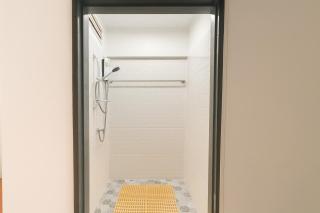 Satop Travelers Guesthouse - 8