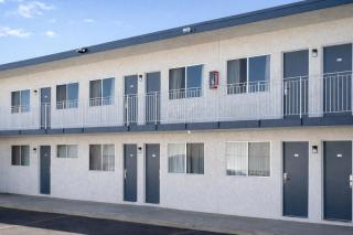 Blue Horizon Inn - 1