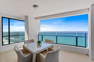 Soul Sub-Penthouse 3B Parking - Ocean Views - 2