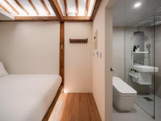 The four beauties seochon - 2