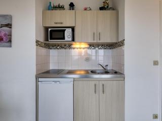 Châtelaillon-Plage : T2 panoramique sur la mer pour 2 avec piscine - FR-1-258-185 - 5