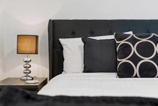 The Monochrome 2BR Apartment - 4