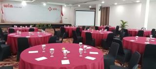 Win Premier Hotel Mangga Besar - 8