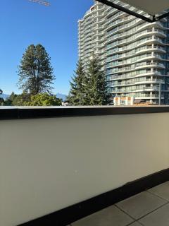 I bed 1bath Sky-Suite Apartment - 1