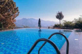 Blue Pine Resort - 2