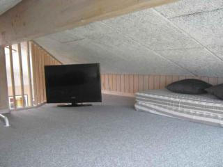 Super Nice Holiday Home With Whirlpool - 8