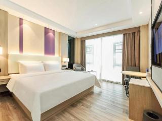 Lavande Hotel Nanchong Xihua Shida - 3