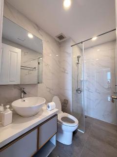 Chloe Stay - City Center - D7 FreePool&Gym - Sunrise City View - Luxury House - 2beds - 2