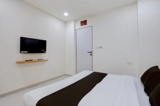 Hotel O The Velvet Crown Hotel - 4