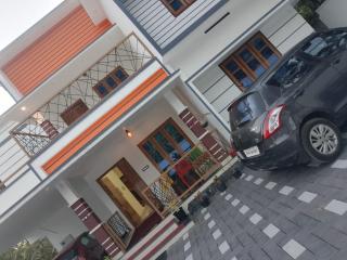 Cozy Rooms Homestay - 1