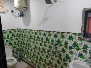 Neelans guest house - 5