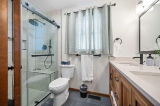 Creation Museum, Hot Tub, 4BR for 10 - 1