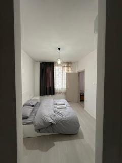 MaisonNova Deluxe 2 - 7