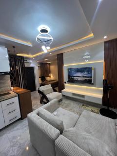 Cozy 1 Bedroom Studio Apartment Near Int'l Airport - 0