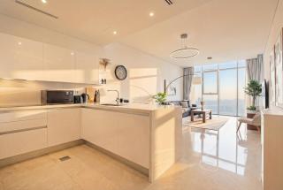 Premium Home with Full Sea View - Dubai - 4