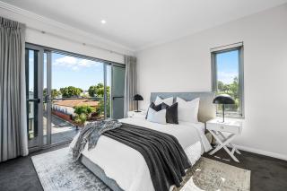 Leederville Luxury Apartment - 9