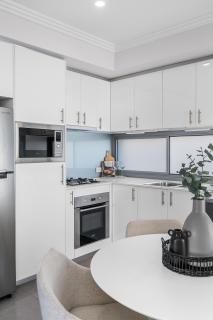 Leederville Luxury Apartment - 2