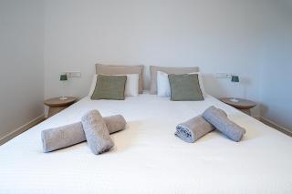 Modern Luxury Just Steps from the Sea - 5