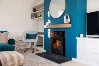 Sussex Escape for 8 with Hot Tub nr Goodwood - 2