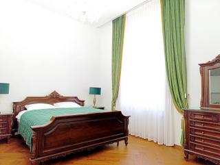 Casa Doseanu , Stern Palace Oradea - 3