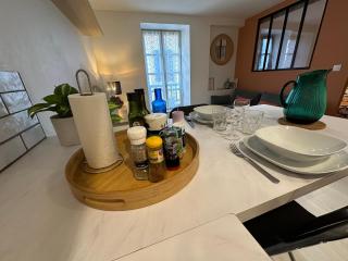 Le Cabrol Grand studio Hyper centre WIFI 2ème étage - 3