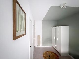 Appartement calme avec 2 chambres parking gratuit - 4
