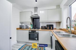 Hotel-Style Flat By Ace Homes Short Term Rental Leeds Perfect for Long Stay with Free Parking - 7