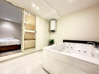 Glory Pyramids Inn - 2