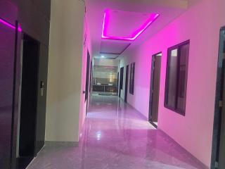 Hotel golden Eagle, home stay - 0