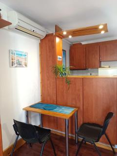 Ηλιόλουστο studio στη Μαρίνα Καλαμάτας κοντά στη θάλασσα - 2