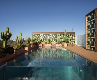 ÉCLAT Collection - City Center - POOL and PRIVATE FREE PARKING - 6