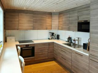 Cabin With Hot Tub And Fjord Views In Sauda - 5