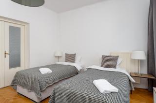 Grzegórzki Spacious Apartment by BookingHost - 7