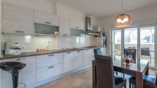 Apartman Lea by Villas Guide - 8
