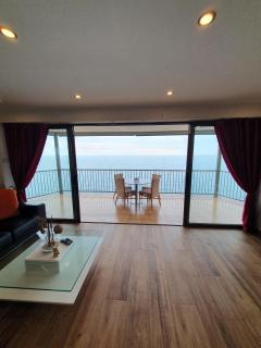 Piso Paradisíaco Frente al Mar - 1