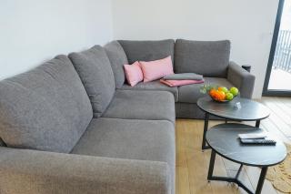 Central Stay Yerevan with Balcony - 4